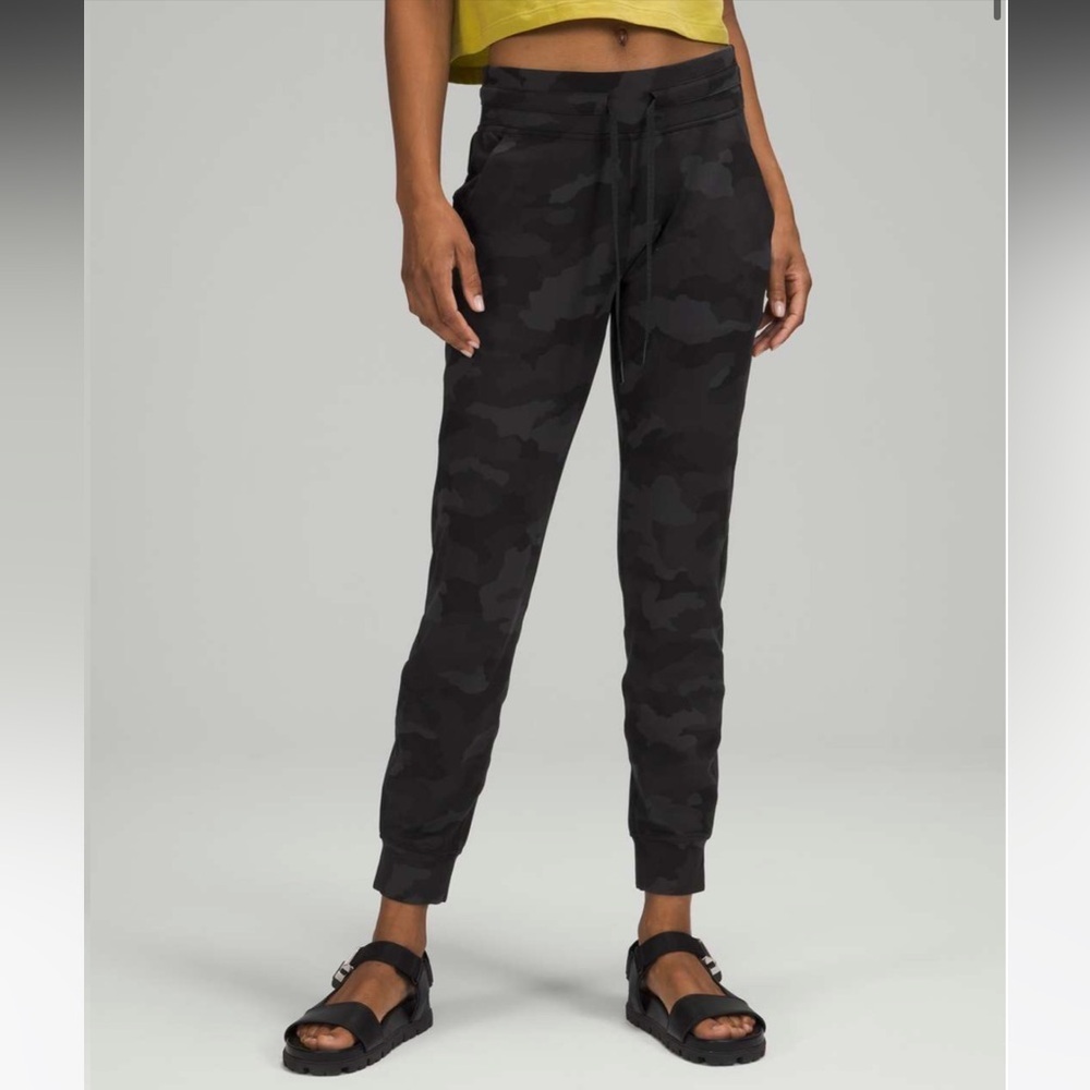 Lululemon Ready to Rulu Jogger 29" Heritage 365 Camo Deep Coal Multi